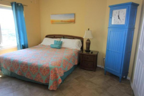 Tradewinds 1207 condo